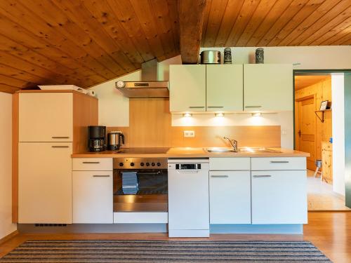 Küchenzeile, Wohnküche