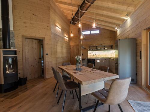 Wohnküche mit Kamin Wohnküche mit Kamin