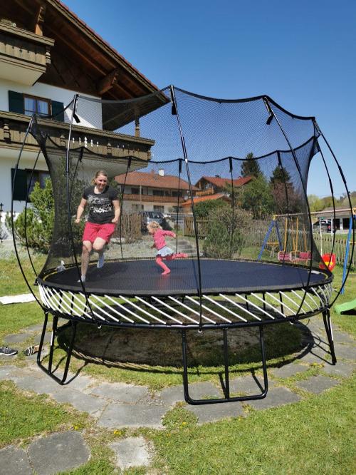 Neue Errungenschaft unser super Trampolin