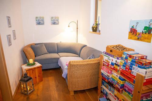 Bücher-Spielezimmer