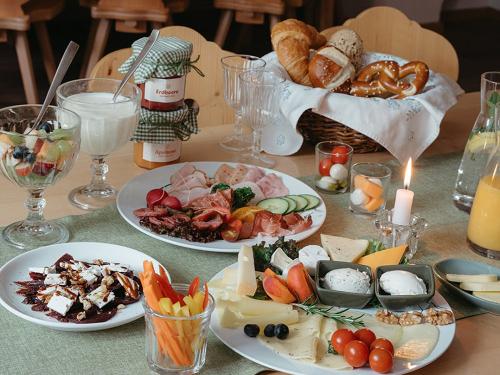 Bussjägegerhof Frühstück
