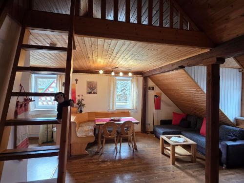 Wohnung mit Schlafgalerie fr Kinder Wohnung mit Schlafgalerie fr Kinder