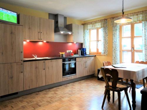 Appartement Himmlisch - gemütlicher Wohn- und Schlafraum mit moderner, neuer Küche