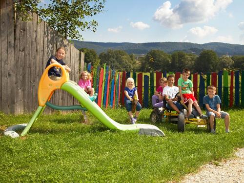 Ferienfreizeit auf unserem Hof Ferienfreizeit auf unserem Hof