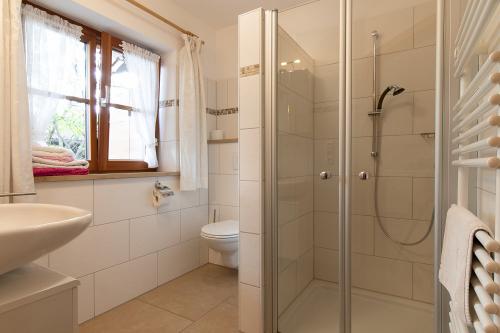 leonhard-stberlkomfortzimmerbadzacherlhofnussdorf8g2a3237