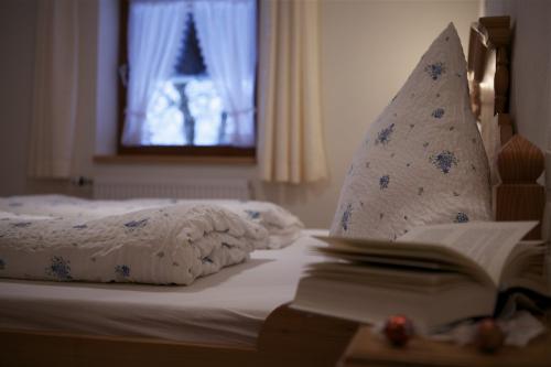 heidi und Vroni
Schlafzimmer