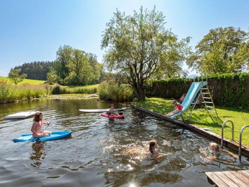 Seimehof_Wimpasing_1_Bernau_Chiemsee_Allgemein_Kinder_Tiere_Spielplatz_Schwimmteich_2