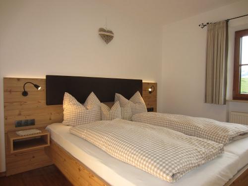 Schlafzimmer 2 Fewo Staufen