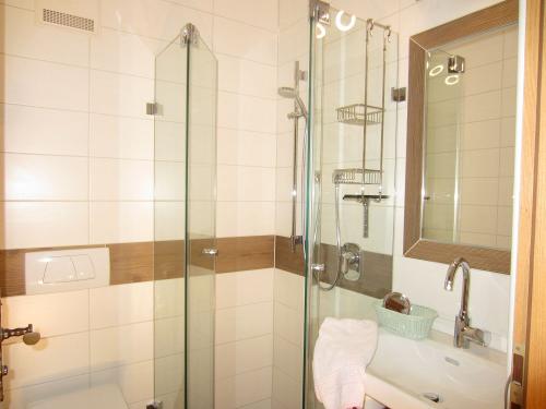 Bad in Ferienwohnung Chiemsee Bad in Ferienwohnung Chiemsee