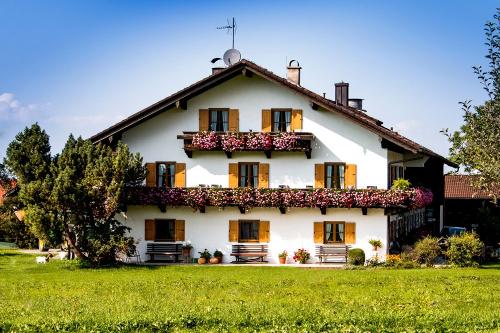 Bauernhaus im Herbst