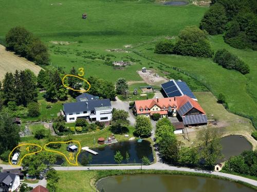 Luftaufnahme mit Stellplätzen Luftaufnahme mit Stellplätzen