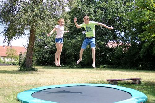 ferienhof-scheckenbauer_trampolin01-kopie-kopie