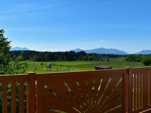 Ausblick vom Balkon der Ferienwohnung Baumkrone Ausblick vom Balkon der Ferienwohnung Baumkrone