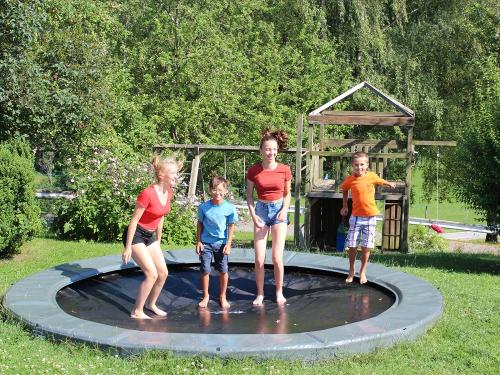 ingroundtrampolin