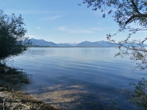 Ein Ausflug zum nahen Chiemsee ist es immer ein Erlebnis! Ein Ausflug zum nahen Chiemsee ist es immer ein Erlebnis!