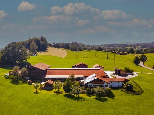 Luftbild des Stücklhofs