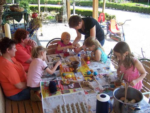 Ostern - Eierfärben Ostern - Eierfärben