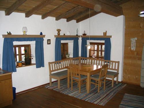 Vergißmeinnicht_Essecke