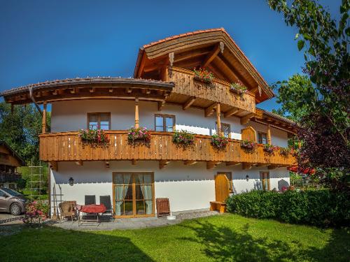 Fe_Haus-Pano