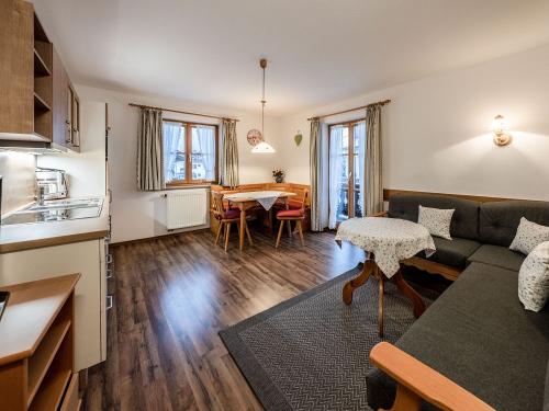 ferienwohnung22edelwei22wohnkche
