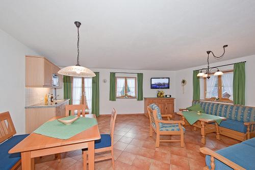 Wohnzimmer Burgberg
