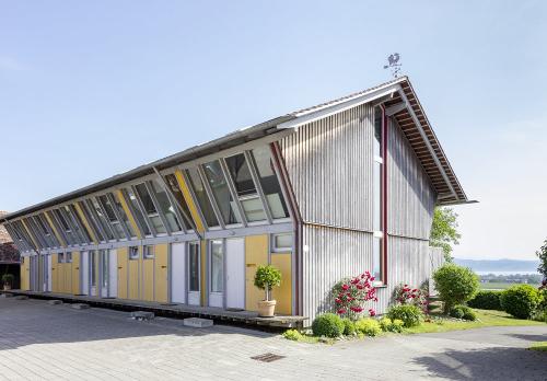 9518-haus-ganz-hofseite