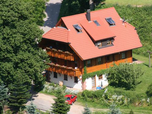 Haus mit Wohnung Hofblick