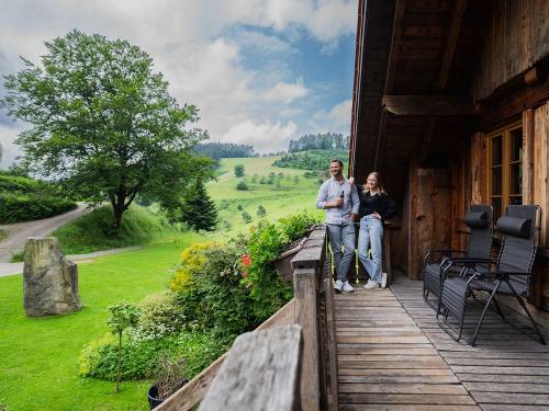 Ausblick vom Balkon der Backhaus-Ferienwohnung mitten in der Natur