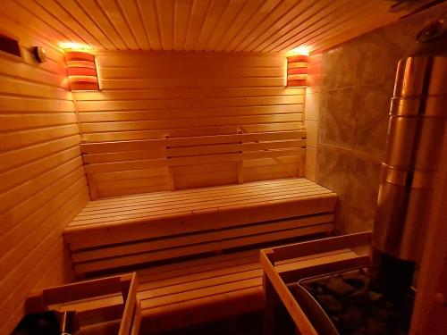 unsere selbst gebaute Sauna