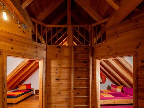 Oberer Schwärzenbachhof Ferienwohnung Holzhauswohnung