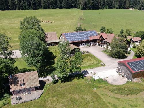 unserhofgelnde-mitvielgrnundnatur