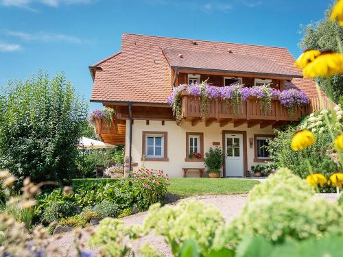 Eingang zum Schnäpsle Eingang zum Schnäpsle