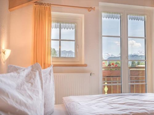 Schlafzimmer Ferienwohnung Gaißalpblick Schlafzimmer Ferienwohnung Gaißalpblick