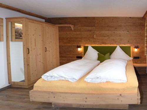 Gästezimmer im modernen Landhausstil