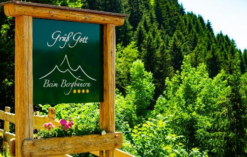 Grüß Gott beim Bergbauern in Kranzegg!