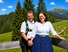 UND VON OBEN UND VON OBEN