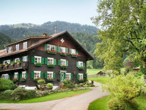 historischer Hof - modernes Wohnen - Natur - Wellness - Allgäu
