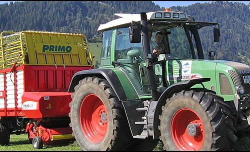 traktor_ausschnitt_498x304