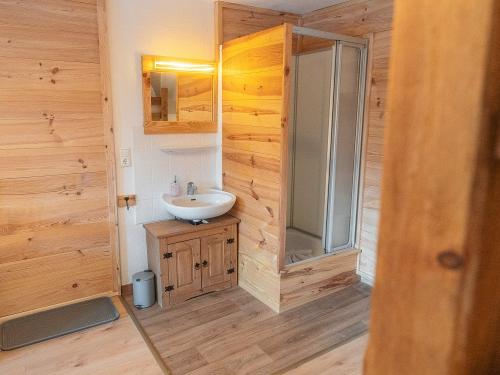 zimmer4_dusche