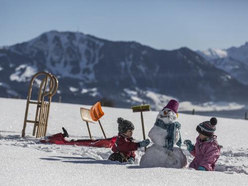 Schneemann bauen