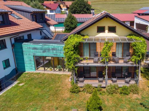 DJI_0218 (1) DJI_0218 (1)