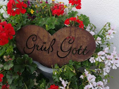 Grüß Gott