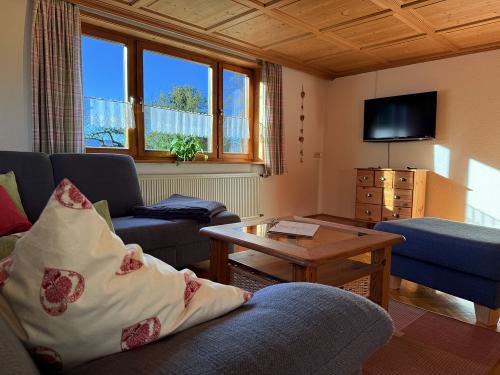 Gemütliche Sofaecke im Bauernstüble - Ferienhof Sinz