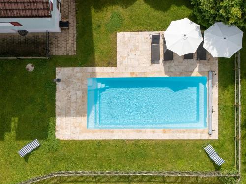 Der Salzwasserpool - Ferienhof Sinz - Bild Julie Baaske