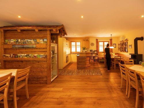 Hirschbergstube - Ferienhof Sinz - Bild Julie Baaske