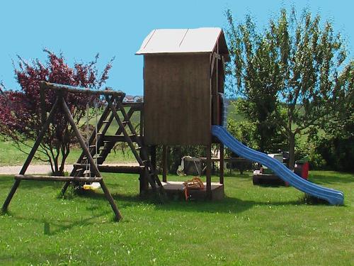 Weitläufiger Garten zum Spielen