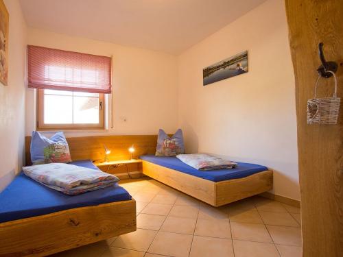 Schlossblick Schlafen Kind 2