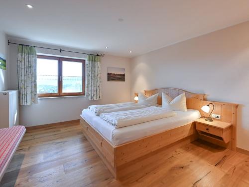 Geräumiges Schlafzimmer