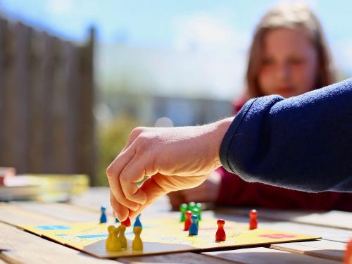 Gesellschaftsspiele mit der Familie