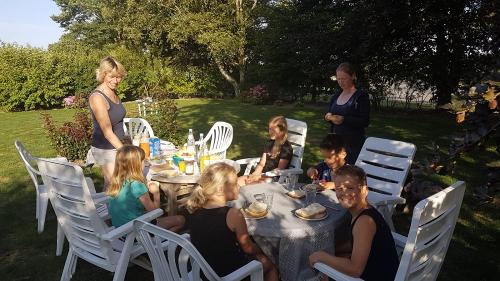 Frühstück im Garten
